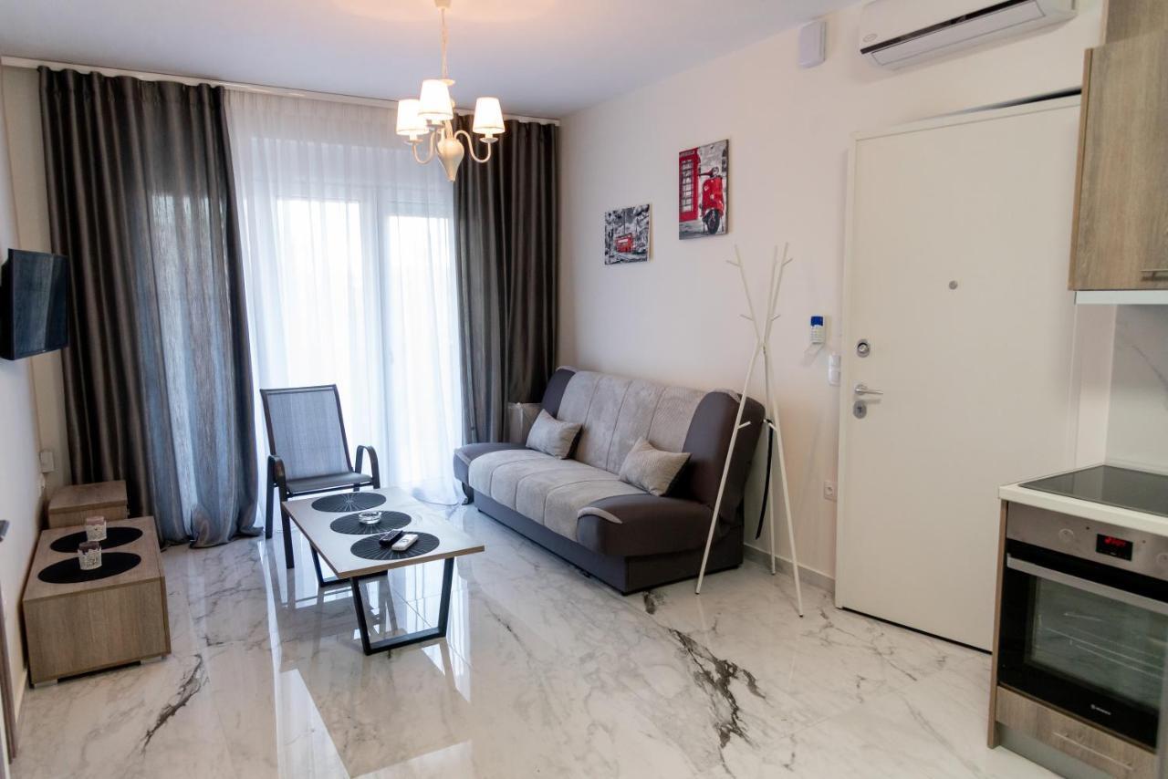 Nika Apartment Hanioti Exterior foto